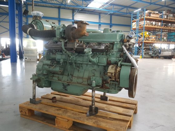 2004 Mitsubishi 6D16-TE2 使用中