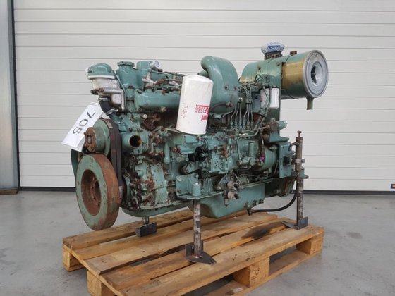 2004 Mitsubishi 6D16-TE2 使用中