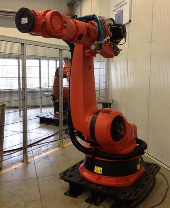 kuka kr210