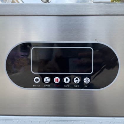 SY-GB1 2023 新款新鲜冰淇淋酸奶冰糕批量冷冻冰淇淋机中的最佳价格冰淇淋迷你小型冰淇淋机