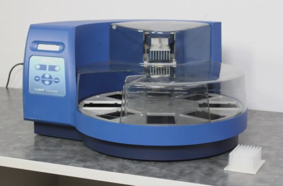 Applied Biosystems MagMAX Express 96