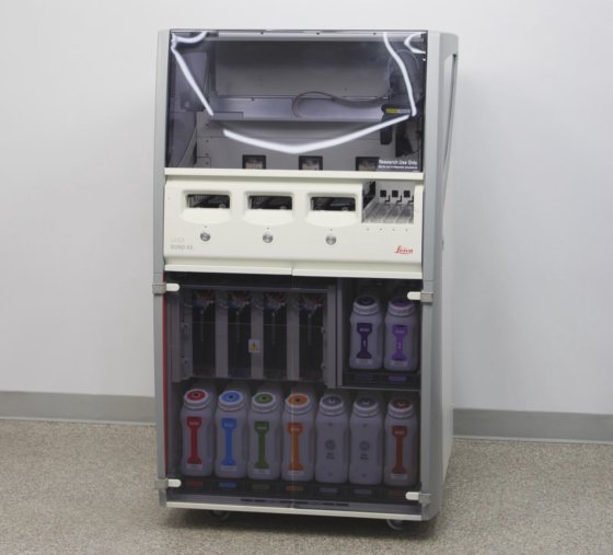 Leica Biosystems BOND RX Fully Automated Research Slide Stainer and ...