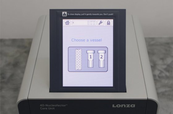Lonza 4D-Nucleofector Cell Transfection System Core Unit and X Unit in ...