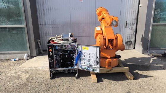 2008 Abb irb4400/60 B 型