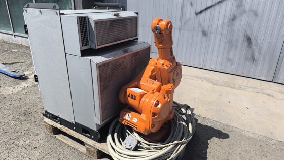 2009 ABB IRC5 IRB140-6/0.8â M2004