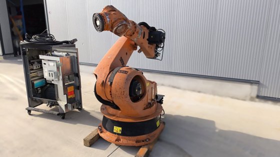2007 KUKA KRC2 KR200
