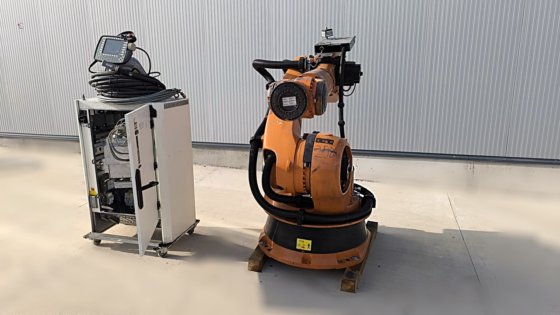 2005 KUKA KR200 Comp