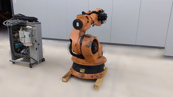 2006 KUKA KR200