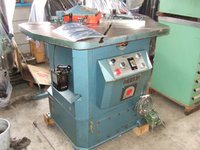 1984 Amada CS-220 Notching Machine