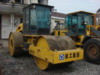 2000 XCMG 21-25 Road Roller