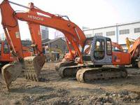 2000 Hitachi EX200-5 Excavator in