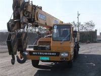 Kato NK250E 25T Truck Crane