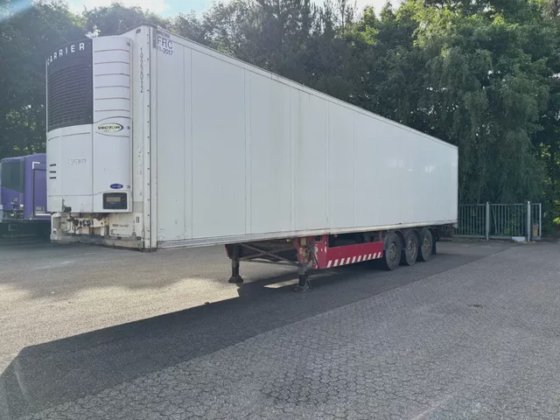 2011 Schmitz Cargobull Carrier Vector