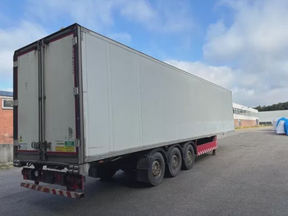 2011 Schmitz Cargobull Carrier Vector