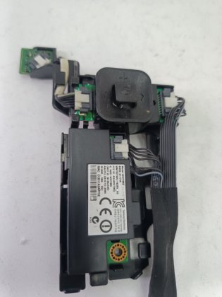 32英寸LED电视主控开关