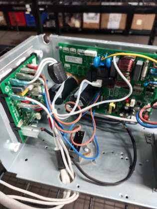 窗式空调电路板