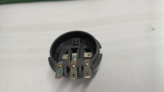 电水壶热管连接器