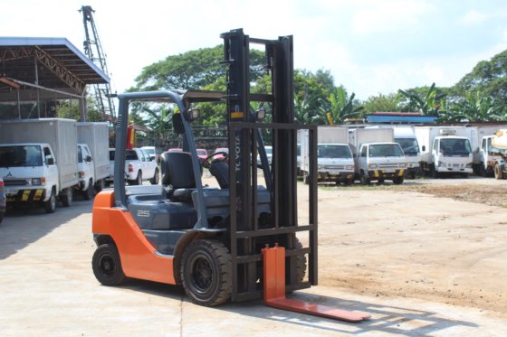 2011 丰田 62-8FD25 2.5 吨叉车