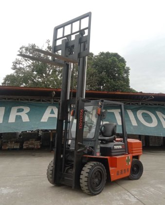 丰田 AA3-V 3.5 吨叉车 |