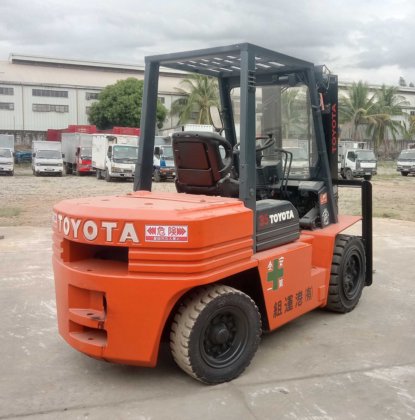 丰田 AA3-V 3.5 吨叉车 |