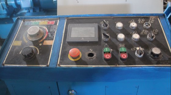 工业机械 / 用于脚手架框架制造的机械臂