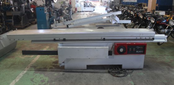 工业机械 / 用于脚手架框架制造的机械臂