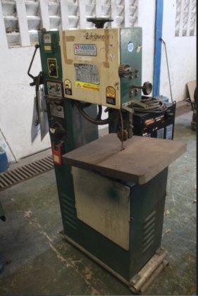 工业机械 / 用于脚手架框架制造的机械臂