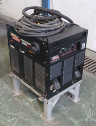 工业机械 / 用于脚手架框架制造的机械臂