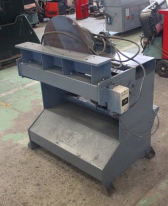 工业机械 / 用于脚手架框架制造的机械臂