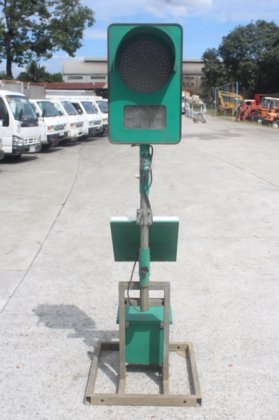 Conlux BT-1D 太阳能交通灯 | QO5-3