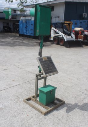 Conlux BT-1D 太阳能交通灯 | QO5-3