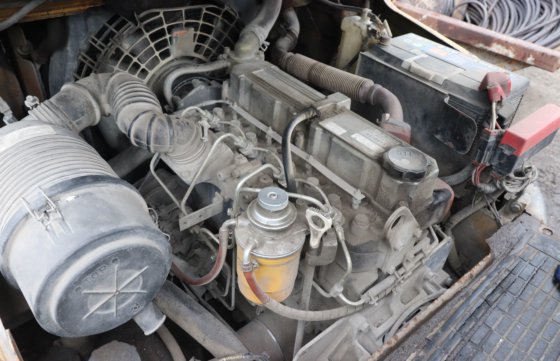 卡特彼勒2014款叉车DP30NT