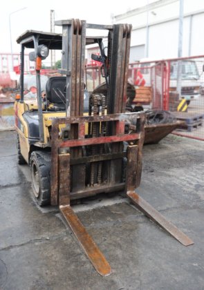 卡特彼勒2014款叉车DP30NT