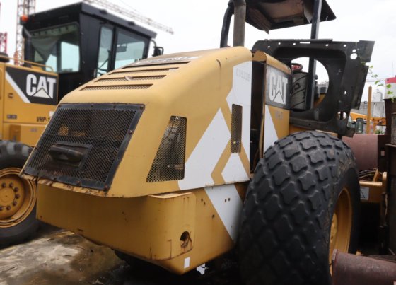 卡特彼勒 2009 压实机 CS-533E