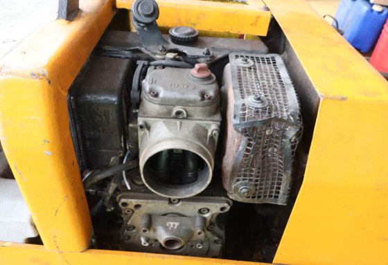 威克诺森 2012 手推式压路机 RD7H-S