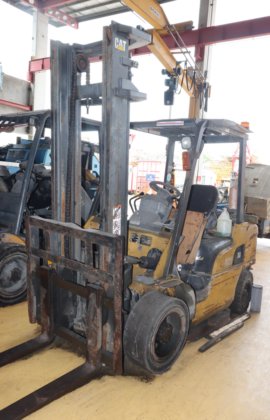 卡特彼勒2013款叉车DP30NT