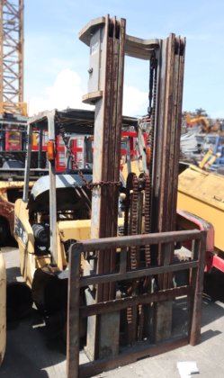 卡特彼勒2012叉车DP30NT