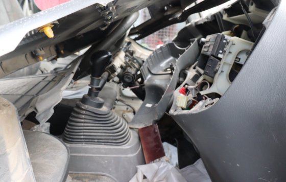 现代 2014 款六轮迷你自卸卡车 HD72 车牌号：AJA8759