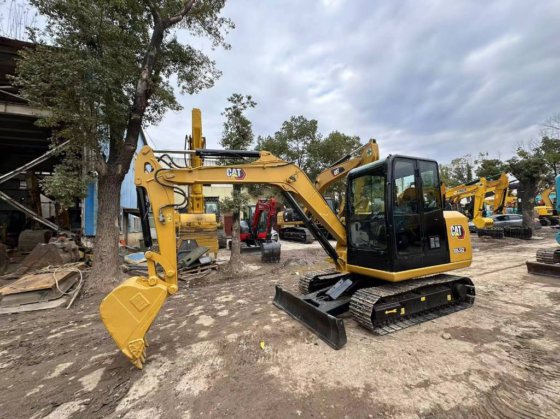 2018 CAT 305.5E