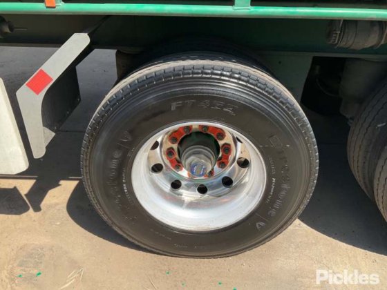 2019年式クルーガーST-3-0D