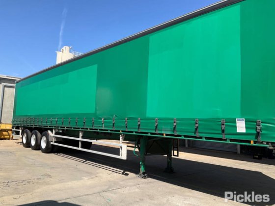 2019年式クルーガーST-3-0D