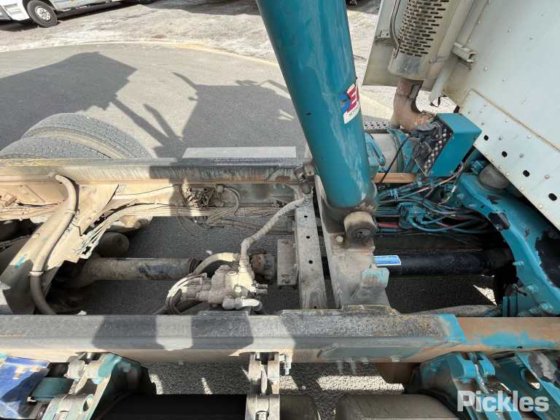 2010年式フレイトライナー コロンビア CL120