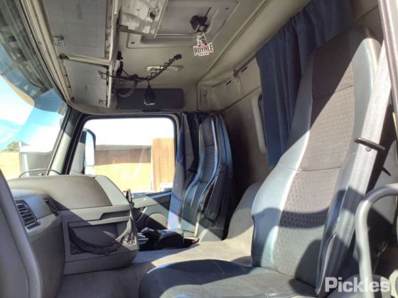 2011年式ボルボ FM 450