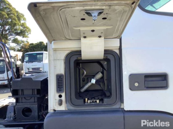 2011年式ボルボ FM 450