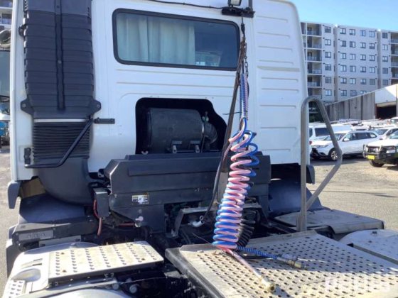 2011年式ボルボ FM 450