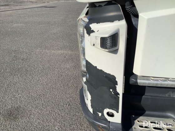 2011年式ボルボ FM 450