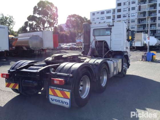 2011年式ボルボ FM 450