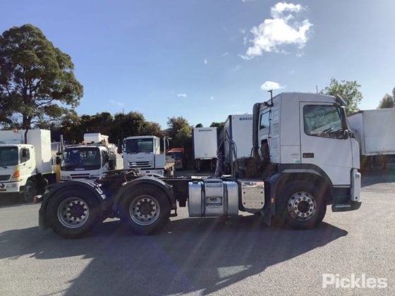 2011年式ボルボ FM 450