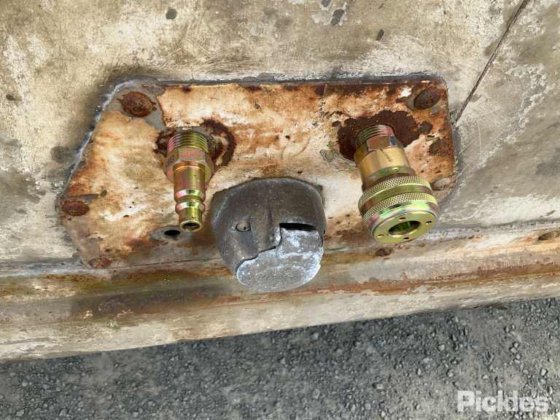 1995 年玛蒂尔达步行地板