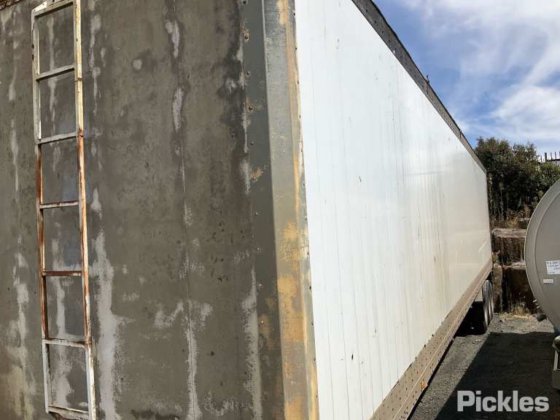 1995 年玛蒂尔达步行地板